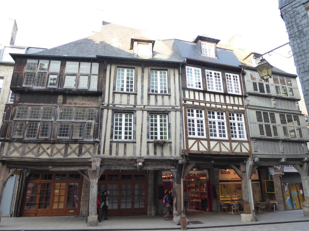 Appartement Des Remparts Dinan Exterior foto